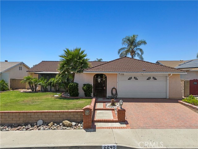 Detail Gallery Image 2 of 37 For 2245 N Parker Ct, Simi Valley,  CA 93065 - 3 Beds | 2 Baths