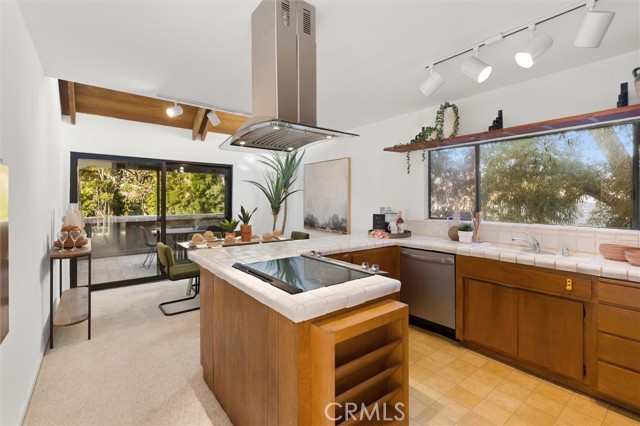 Detail Gallery Image 21 of 59 For 3740 Barbara, San Pedro,  CA 90731 - 2 Beds | 2/1 Baths