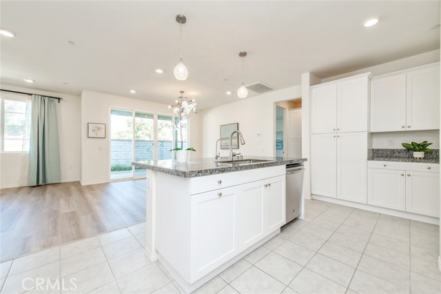 Detail Gallery Image 13 of 50 For 4522 S Afton Privado, Ontario,  CA 91761 - 2 Beds | 2 Baths