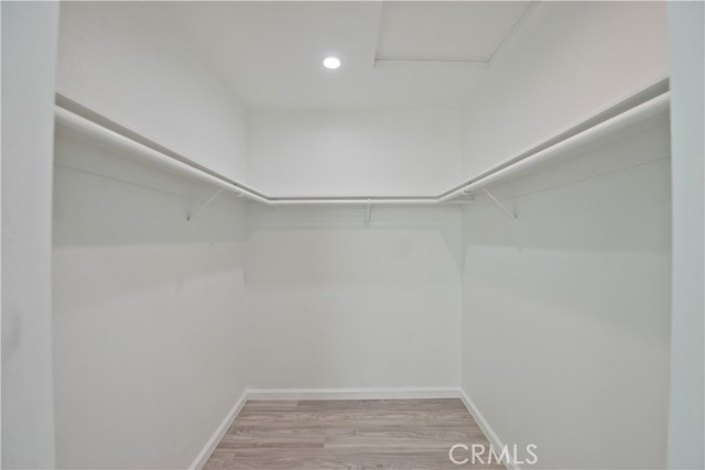 20227 Elkwood Street, Winnetka CA: https://media.crmls.org/medias/f9a96fba-b7a3-4dc1-a734-461d2a9bb196.jpg