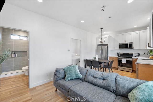 Detail Gallery Image 21 of 29 For 10290 Montevista, Montclair,  CA 91763 - 5 Beds | 3 Baths