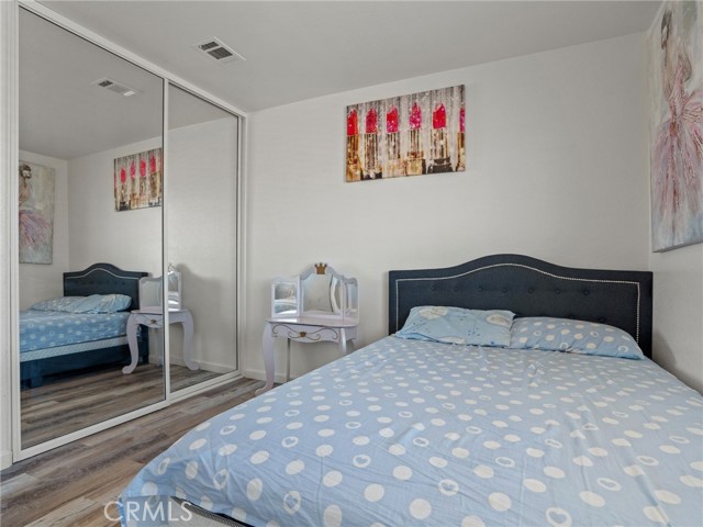6 Bed Home for Sale in Victorville, California