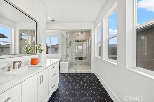 Detail Gallery Image 33 of 40 For 209 Junco, Irvine,  CA 92618 - 5 Beds | 4/1 Baths