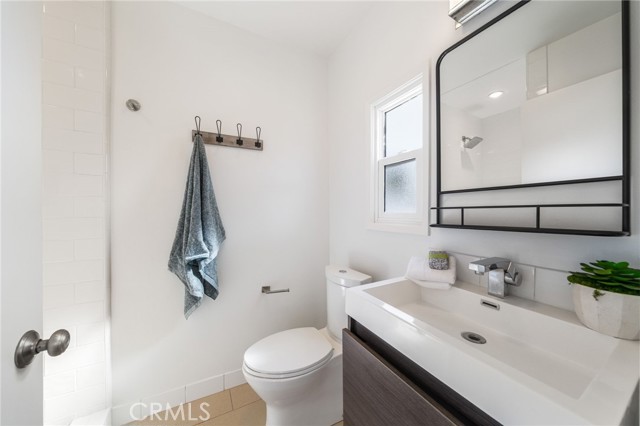 Detail Gallery Image 15 of 26 For 1741 Tustin Ave 5c,  Costa Mesa,  CA 92627 - 3 Beds | 2 Baths
