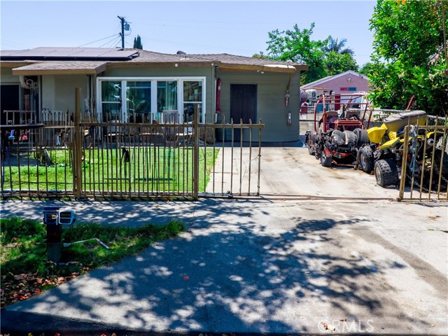 Details for 413 Locust Avenue, Compton, CA 90221