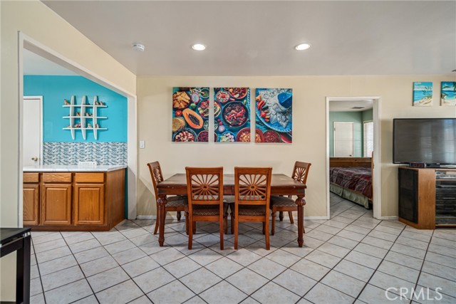 Detail Gallery Image 7 of 28 For 38749 22nd St, Palmdale,  CA 93550 - 4 Beds | 2 Baths