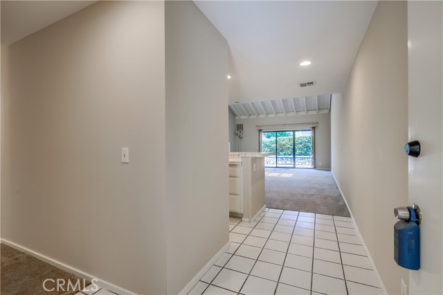 23521 Avenida La Caza, Coto de Caza CA: https://media.crmls.org/medias/f9abf630-0aa8-495c-acb3-9c0fc9f39593.jpg
