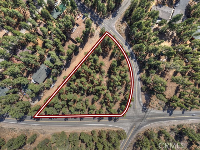 Detail Gallery Image 8 of 15 For 2001 State Ln, Big Bear City,  CA 92314 - – Beds | – Baths