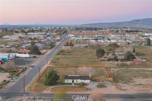 Detail Gallery Image 3 of 43 For 15118 Dos Palmas Rd, Victorville,  CA 92392 - 3 Beds | 1 Baths