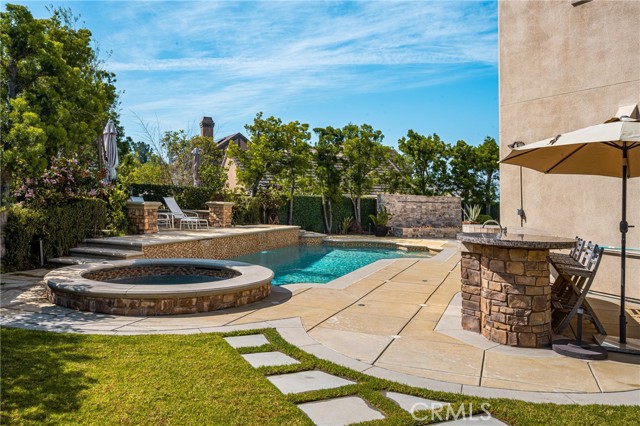 Detail Gallery Image 14 of 75 For 19240 Steeplechase Way, Yorba Linda,  CA 92886 - 4 Beds | 5/1 Baths