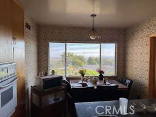27253 Eastvale Road, Palos Verdes Peninsula CA: https://media.crmls.org/medias/f9af3582-c0e6-4d2f-84af-99aadda7ab63.jpg