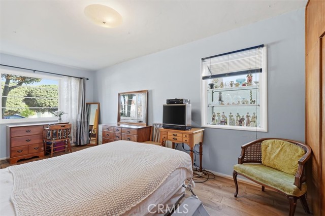 1700 Voorhees Avenue, Manhattan Beach, California 90266, 3 Bedrooms Bedrooms, ,2 BathroomsBathrooms,Residential,Sold,Voorhees,SB25262545 1700 Voorhees Avenue, Manhattan Beach, California 90266, 3 Bedrooms Bedrooms, ,2 BathroomsBathrooms,Residential,Sold,Voorhees,SB25262545