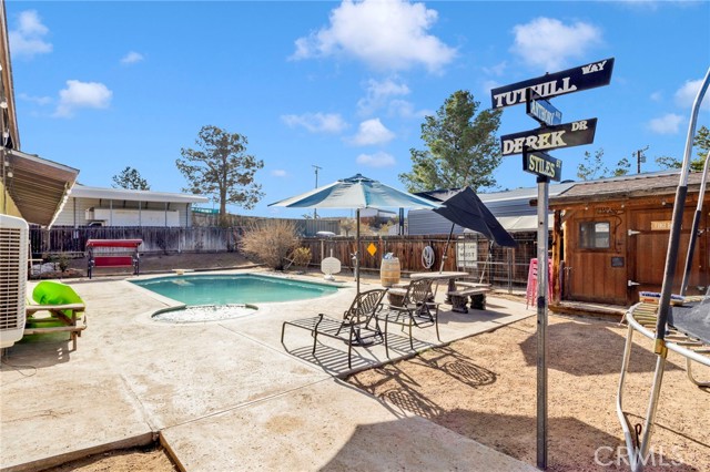 Detail Gallery Image 26 of 30 For 18608 Cocqui, Apple Valley,  CA 92307 - 4 Beds | 2 Baths