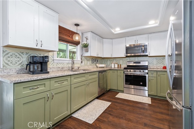 4225 Farousse Way, Paso Robles CA: https://media.crmls.org/medias/f9b0607f-9163-4b6a-8628-606ba4442039.jpg