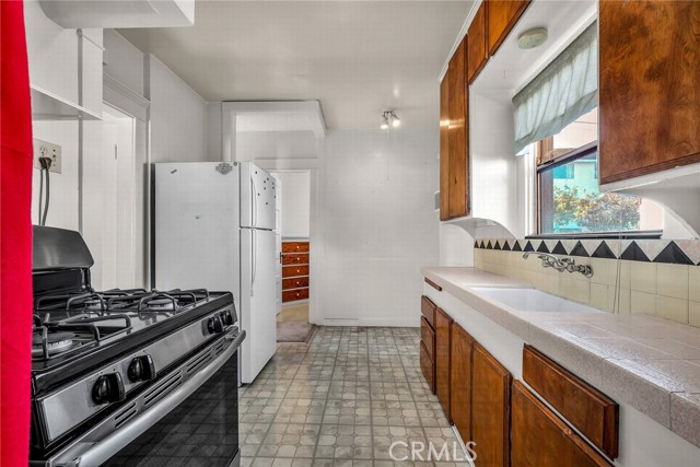 Detail Gallery Image 16 of 20 For 1939 South Alma Street, San Pedro,  CA 90731 - – Beds | – Baths