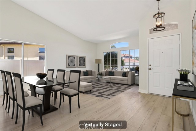 Detail Gallery Image 3 of 32 For 33097 Corte Ganso, Temecula,  CA 92592 - 3 Beds | 2 Baths