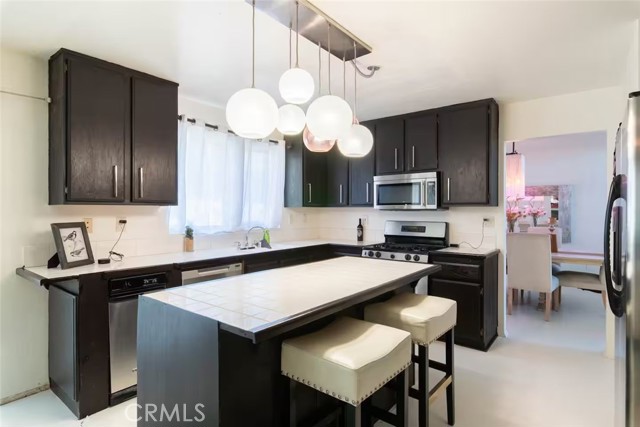 5705 Valerie Way, San Bernardino CA: https://media.crmls.org/medias/f9b25767-c2c9-482d-b2ad-204e56baf74f.jpg