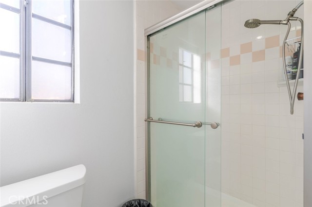 Detail Gallery Image 29 of 36 For 4430 Noble Ave #202,  Sherman Oaks,  CA 91403 - 2 Beds | 2 Baths