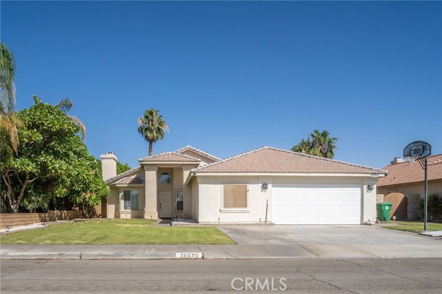 Detail Gallery Image 1 of 25 For 78670 Bradford Cir, La Quinta,  CA 92253 - 4 Beds | 3 Baths