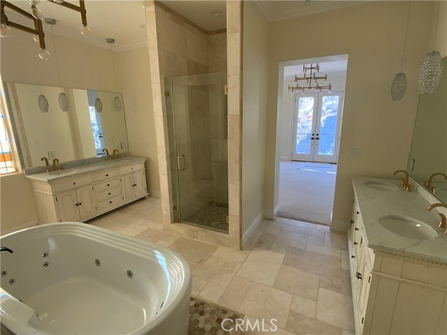 17190 Small Canyon Lane, Riverside CA: https://media.crmls.org/medias/f9b5b719-cbb6-4c5c-b070-a0e8dd7db7ac.jpg
