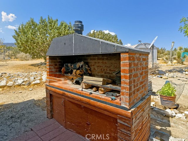 Detail Gallery Image 23 of 31 For 1895 Barkley Ranch Rd, Pinon Hills,  CA 92372 - 3 Beds | 2 Baths