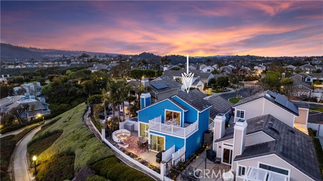 12 Haverhill Road, Laguna Niguel CA: https://media.crmls.org/medias/f9b69a82-b21d-4736-b05d-1f131dcb776d.jpg
