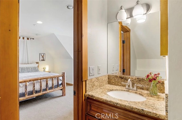 Detail Gallery Image 18 of 23 For 42521 Bear Loop North, Big Bear City,  CA 92314 - 4 Beds | 4/1 Baths