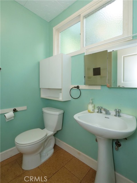 Detail Gallery Image 9 of 20 For 217 N Goodhope Ave, San Pedro,  CA 90732 - 3 Beds | 2 Baths