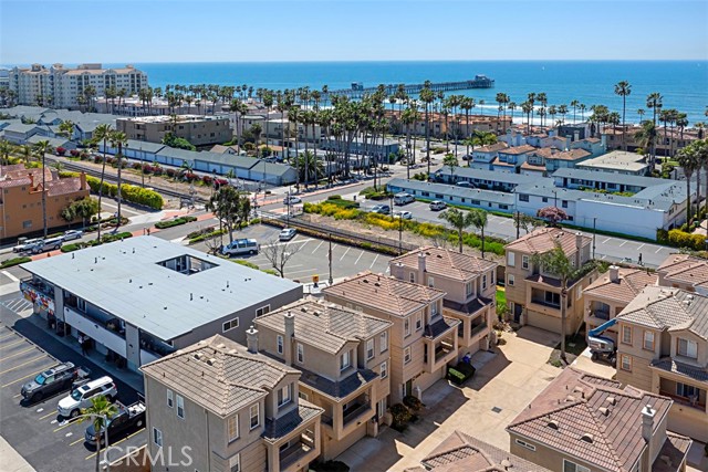 Detail Gallery Image 17 of 19 For 709 Sea Cottage Way, Oceanside,  CA 92054 - 2 Beds | 2/1 Baths
