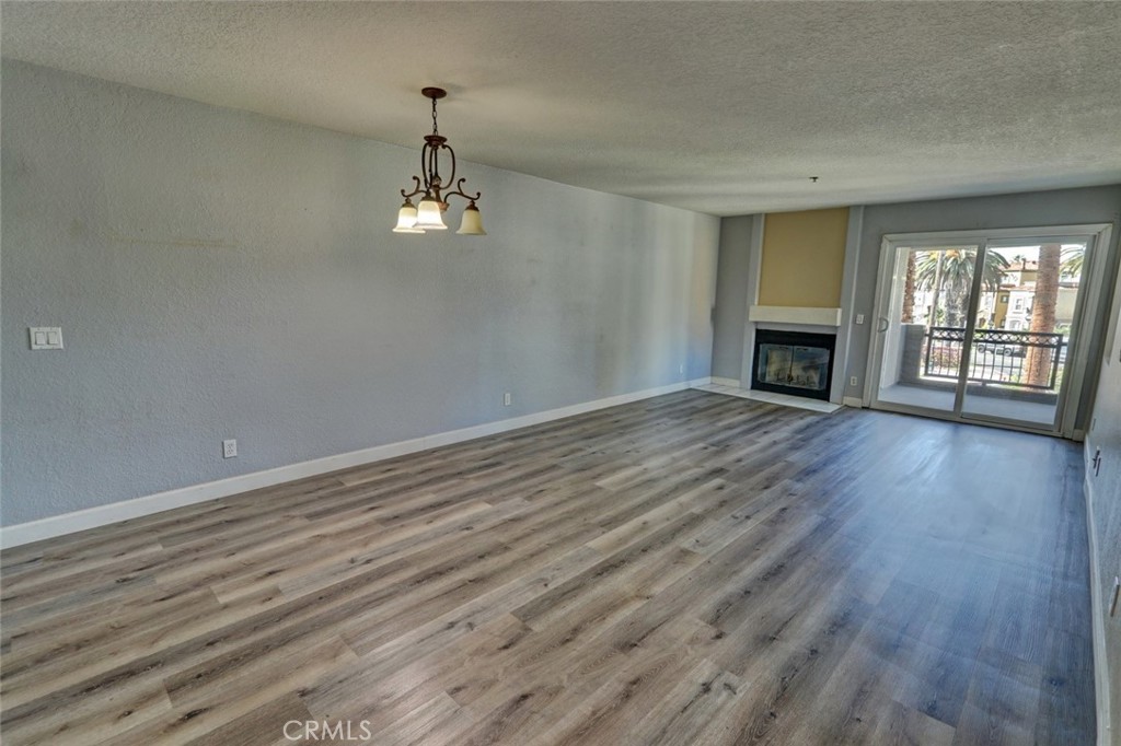 MLS #OC25252159 image #5