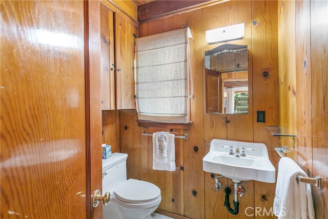 187 Cedar Circle Circle, Lake Arrowhead CA: https://media.crmls.org/medias/f9bb7b82-2059-4801-86f5-c009823fa235.jpg