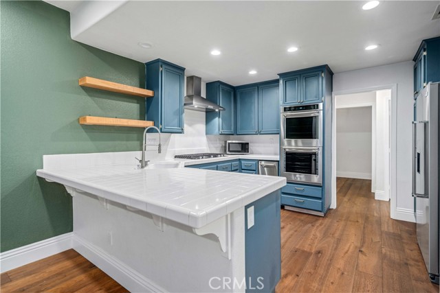 Detail Gallery Image 15 of 53 For 24526 Windsor Dr a,  Valencia,  CA 91355 - 3 Beds | 2/1 Baths