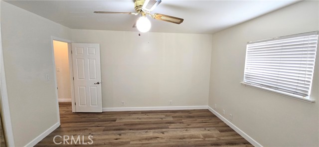 8730 N 6th, Downey CA: https://media.crmls.org/medias/f9bc225a-90ec-40e1-b447-77bea05aa209.jpg