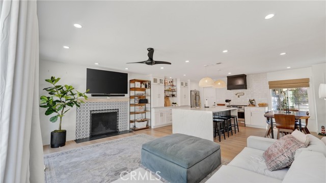 Detail Gallery Image 9 of 36 For 24221 Ankerton, Lake Forest,  CA 92630 - 3 Beds | 2 Baths