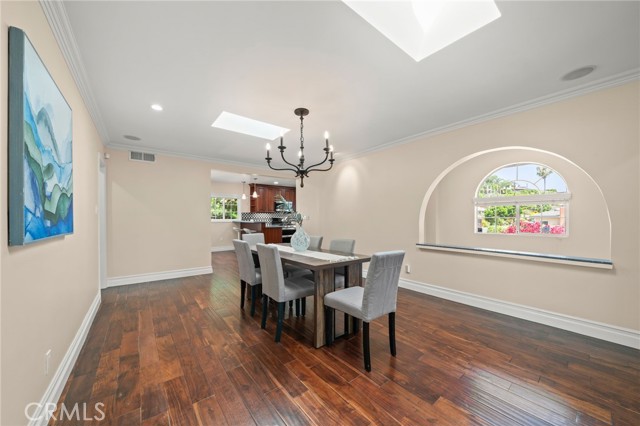 400 Campdell Street, Playa del Rey CA: https://media.crmls.org/medias/f9bddaf3-3207-4407-98d9-6b0b3f2671aa.jpg