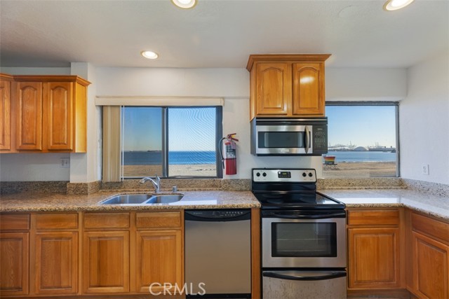 Detail Gallery Image 25 of 38 For 1750 E Ocean Bld #504,  Long Beach,  CA 90802 - 1 Beds | 1 Baths