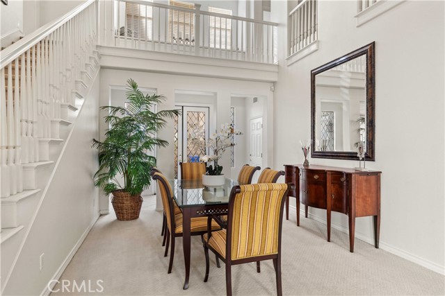 Detail Gallery Image 9 of 57 For 27053 Island Rd, Valencia,  CA 91355 - 5 Beds | 5 Baths