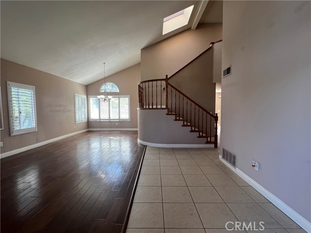 Detail Gallery Image 6 of 44 For 3480 Mountainside Cir, Corona,  CA 92882 - 4 Beds | 2/1 Baths