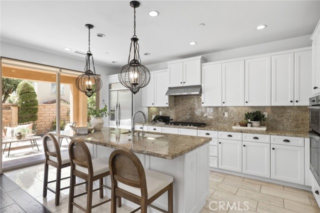 12 Gardenia, Lake Forest CA: https://media.crmls.org/medias/f9bedfd5-ca06-4eb7-9a82-e3eaccb56721.jpg
