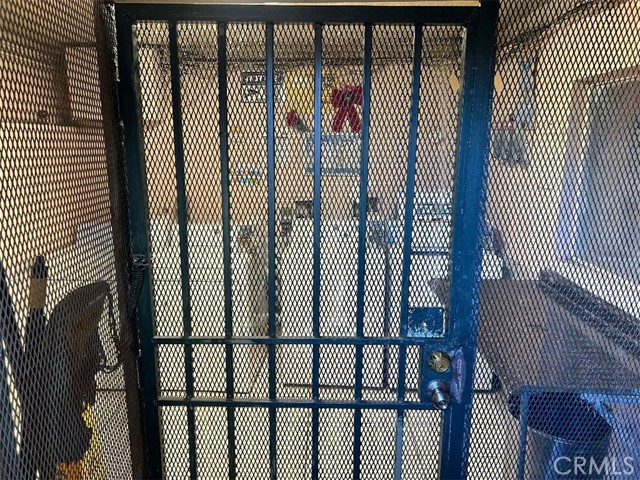 Detail Gallery Image 8 of 9 For 1451 W 105th St #2,  Los Angeles,  CA 90047 - 2 Beds | 1 Baths