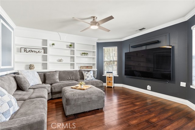 Detail Gallery Image 2 of 41 For 1036 Clotilde Way, Chico,  CA 95926 - 3 Beds | 2 Baths