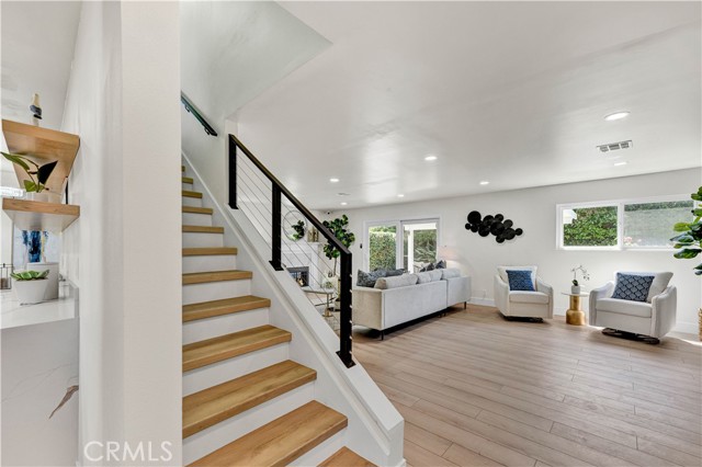 16761 Montclair Lane, Huntington Beach CA: https://media.crmls.org/medias/f9c11215-4bd3-447b-911c-c30d7e8bf3b1.jpg
