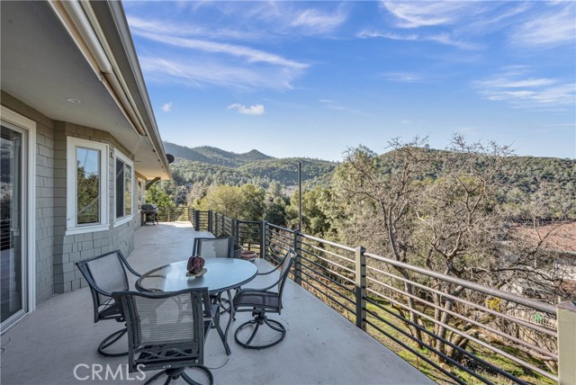 3420 Bergeson Court, Kelseyville CA: https://media.crmls.org/medias/f9c2562d-ed25-4fcd-b46f-2323ee4178aa.jpg