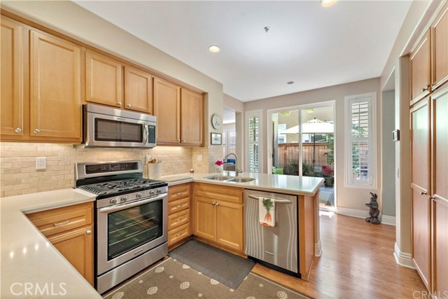 26 Tuberose Street, Ladera Ranch CA: https://media.crmls.org/medias/f9c263bb-d60b-4bca-8d19-6755e60f2c4b.jpg