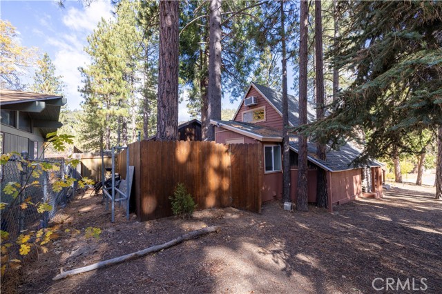 Detail Gallery Image 12 of 54 For 2242 Deep Creek Dr, Running Springs,  CA 92382 - 2 Beds | 2 Baths