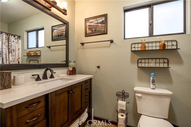 Detail Gallery Image 11 of 22 For 629 Sugarloaf Bld, Big Bear City,  CA 92314 - 2 Beds | 1 Baths