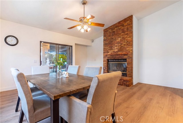 Detail Gallery Image 17 of 64 For 4255 Conestoga Dr, Lancaster,  CA 93536 - 4 Beds | 3 Baths