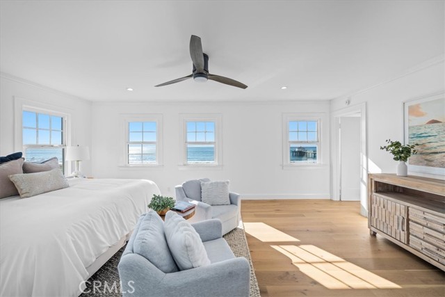 1000 The Strand, Manhattan Beach CA: https://media.crmls.org/medias/f9c450c1-3987-4e68-8740-dc9dfc36b87e.jpg