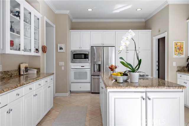 3619 Laurel Avenue, Manhattan Beach, California 90266, 4 Bedrooms Bedrooms, ,4 BathroomsBathrooms,Residential,Sold,Laurel,SB22045934