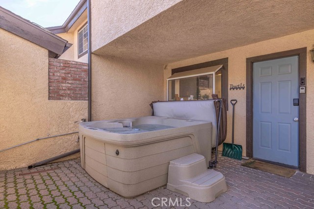Detail Gallery Image 7 of 53 For 1377 Club View Dr #18,  Big Bear Lake,  CA 92315 - 3 Beds | 2/1 Baths